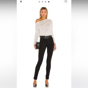 Levis Premium 721 High Rise Skinny Jeans - color: long short - 24W (Inseam 28)